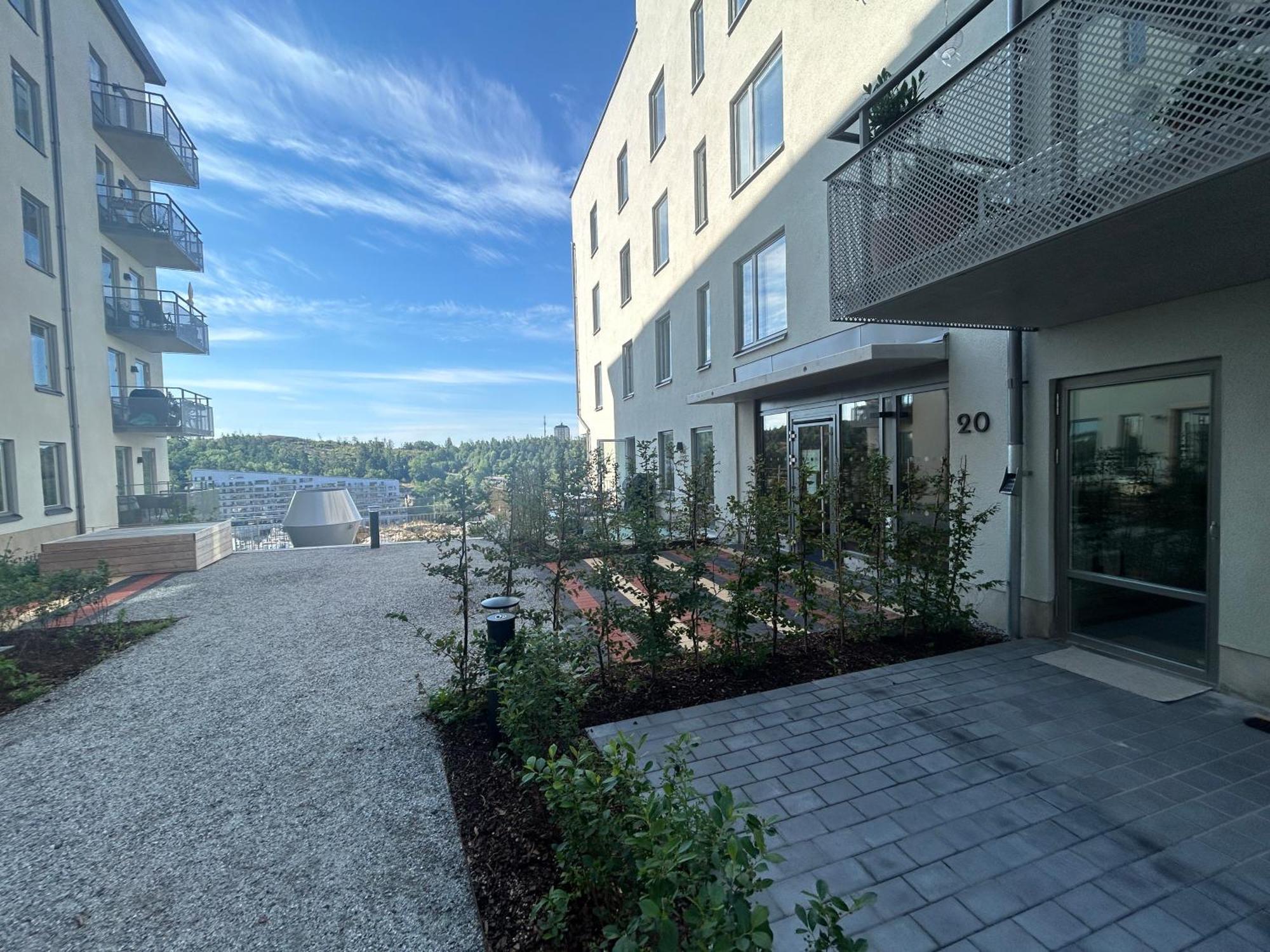 Newly Built Bright Apartment, Close To Everything If You Want To Visit Stockholm, You Will Find The Perfect Accommodation Here! Ferry Line 80 Makes It Very Convenient And Easy To Get To The City Center Nacka Esterno foto